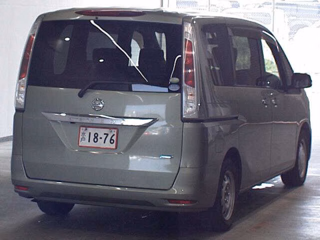 NISSAN SERENA