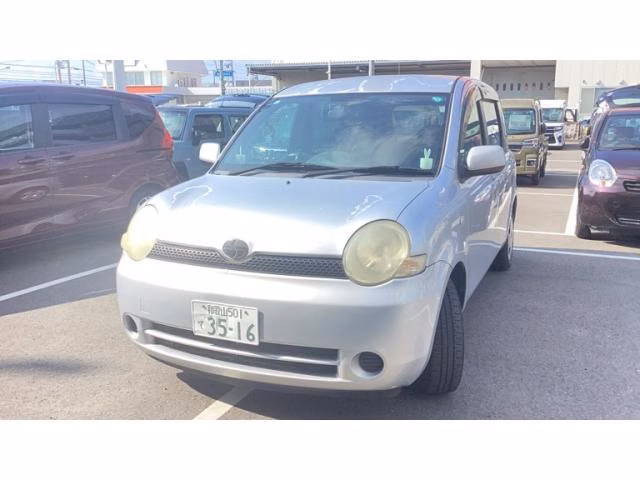 TOYOTA SIENTA