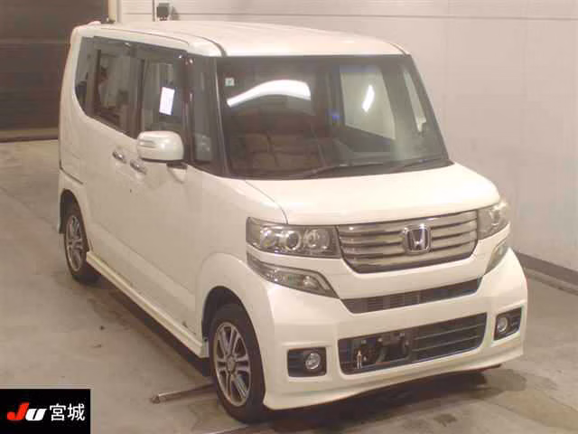 HONDA N-BOX