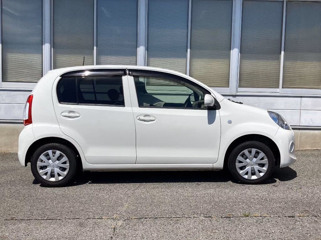 DAIHATSU BOON