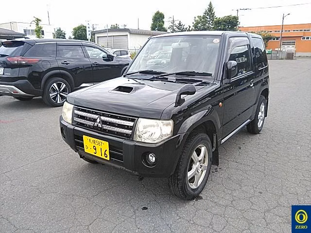 MITSUBISHI PAJERO MINI