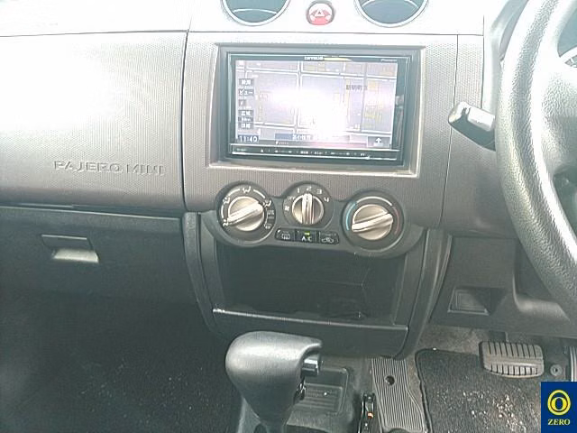 MITSUBISHI PAJERO MINI