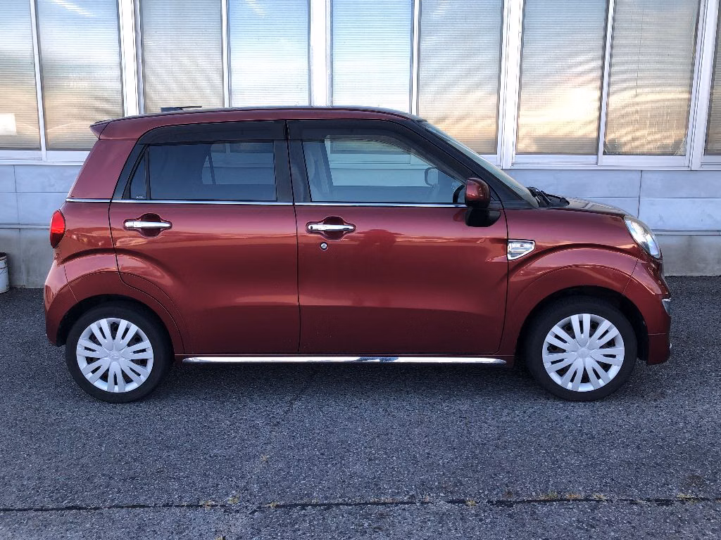 DAIHATSU CAST
