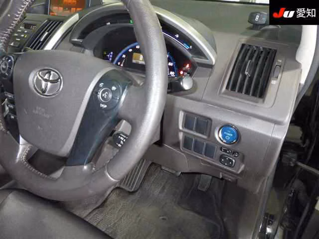 TOYOTA SAI