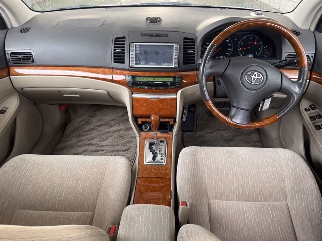 TOYOTA PREMIO