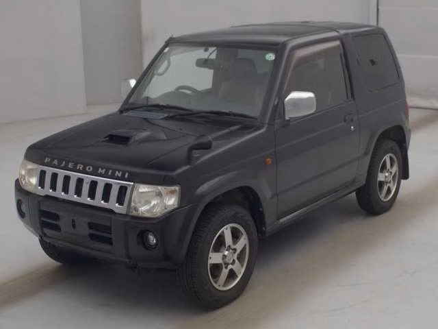 MITSUBISHI PAJERO MINI