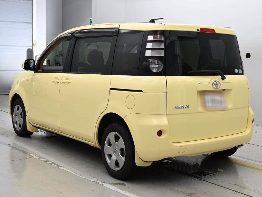 TOYOTA SIENTA