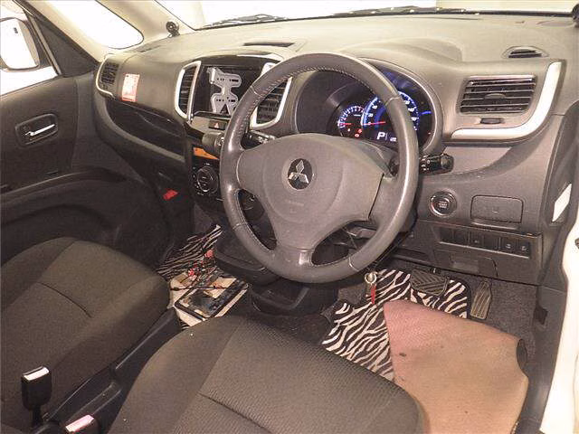 MITSUBISHI DELICA D:2