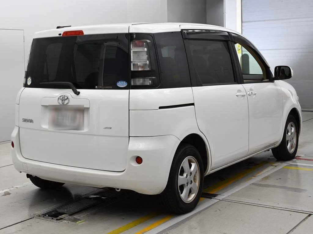TOYOTA SIENTA