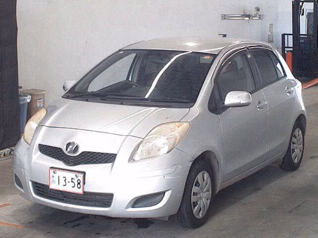 TOYOTA VITZ
