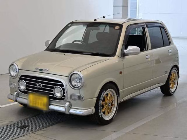 DAIHATSU MIRA GINO