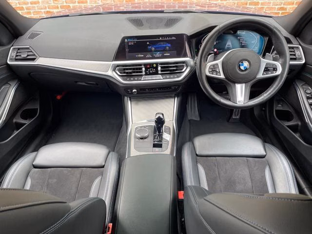 BMW 3-SERIES
