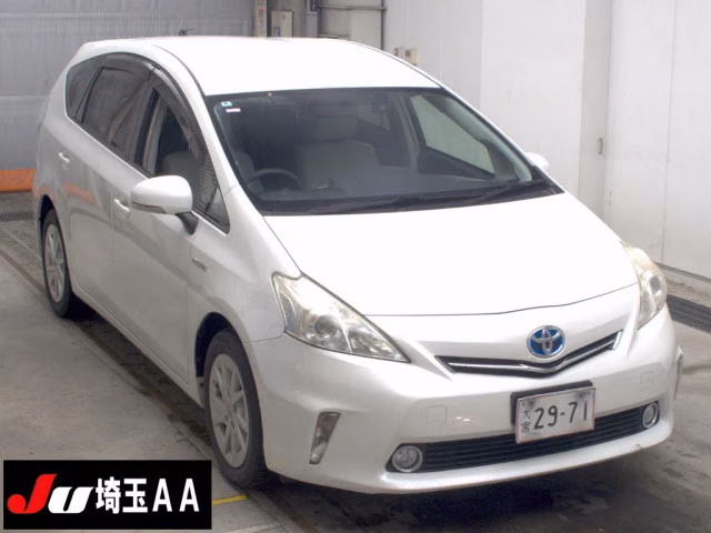 TOYOTA PRIUS ALPHA