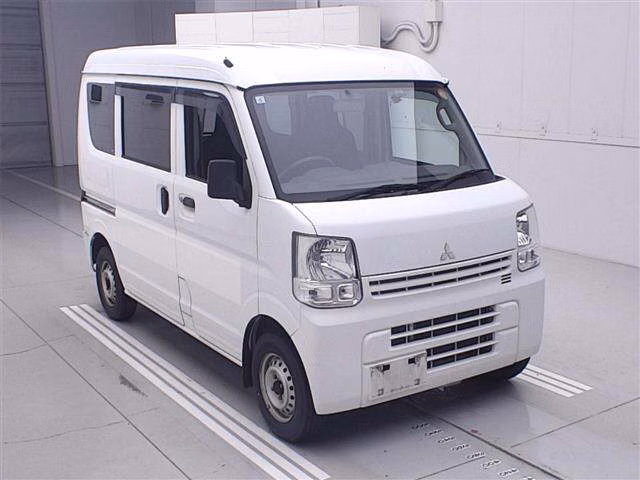 MITSUBISHI MINICAB