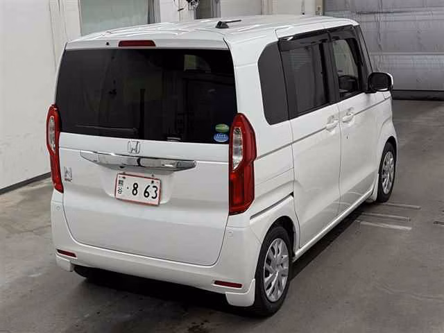 HONDA N-BOX