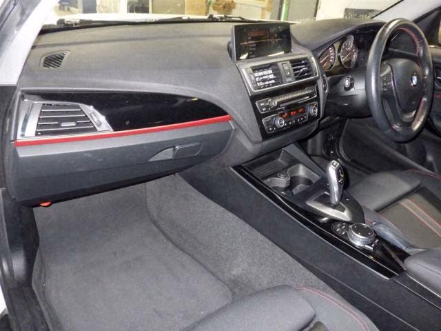 BMW 1-SERIES
