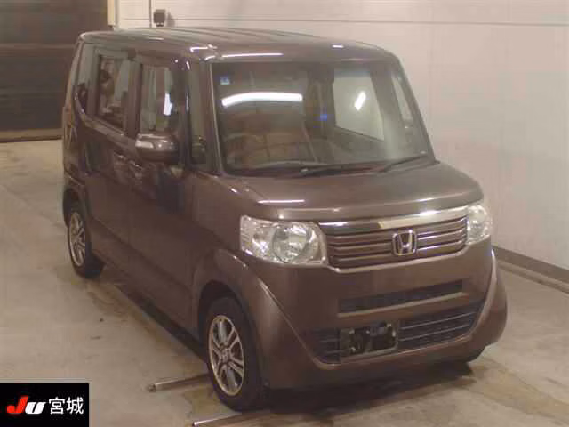 HONDA N-BOX