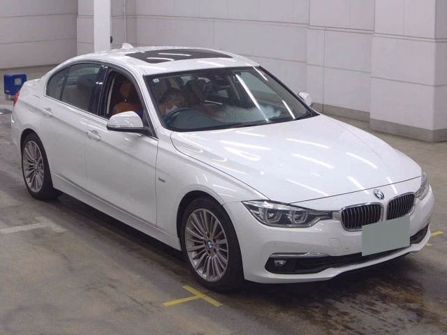 BMW 3-SERIES