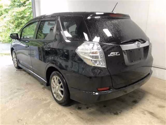 HONDA FIT SHUTTLE