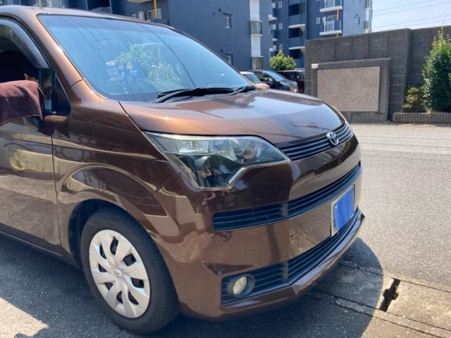 TOYOTA SPADE