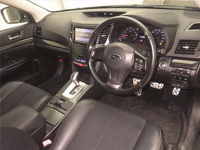 SUBARU LEGACY B4