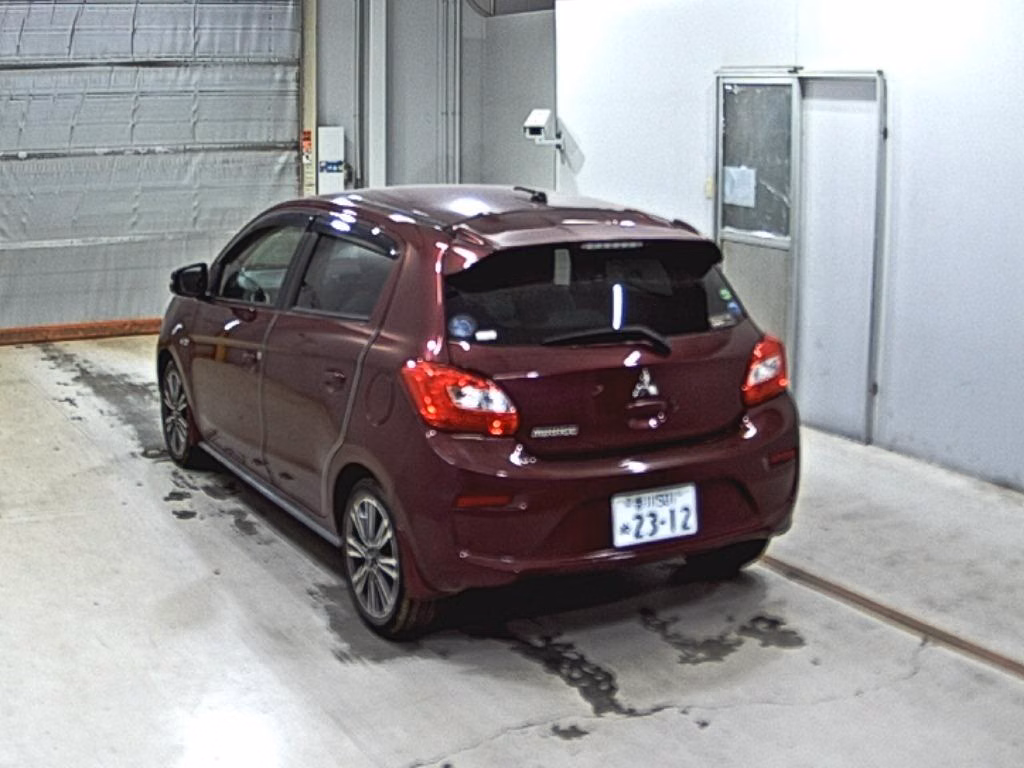 MITSUBISHI MIRAGE