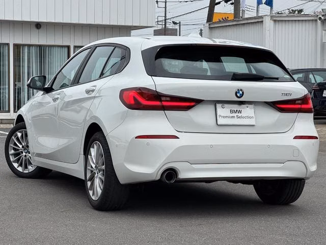 BMW 1-SERIES