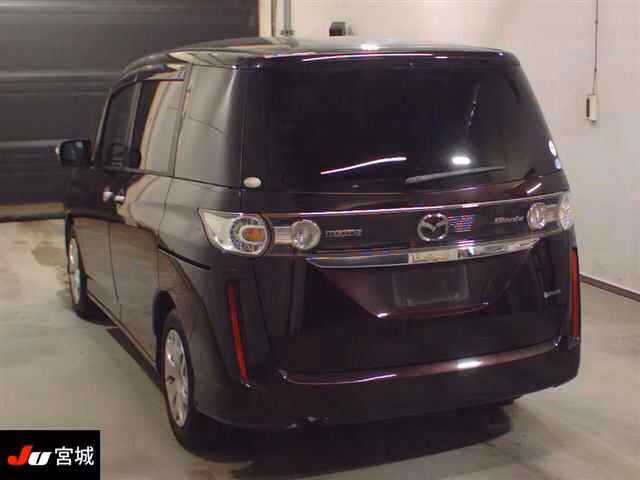 MAZDA BIANTE