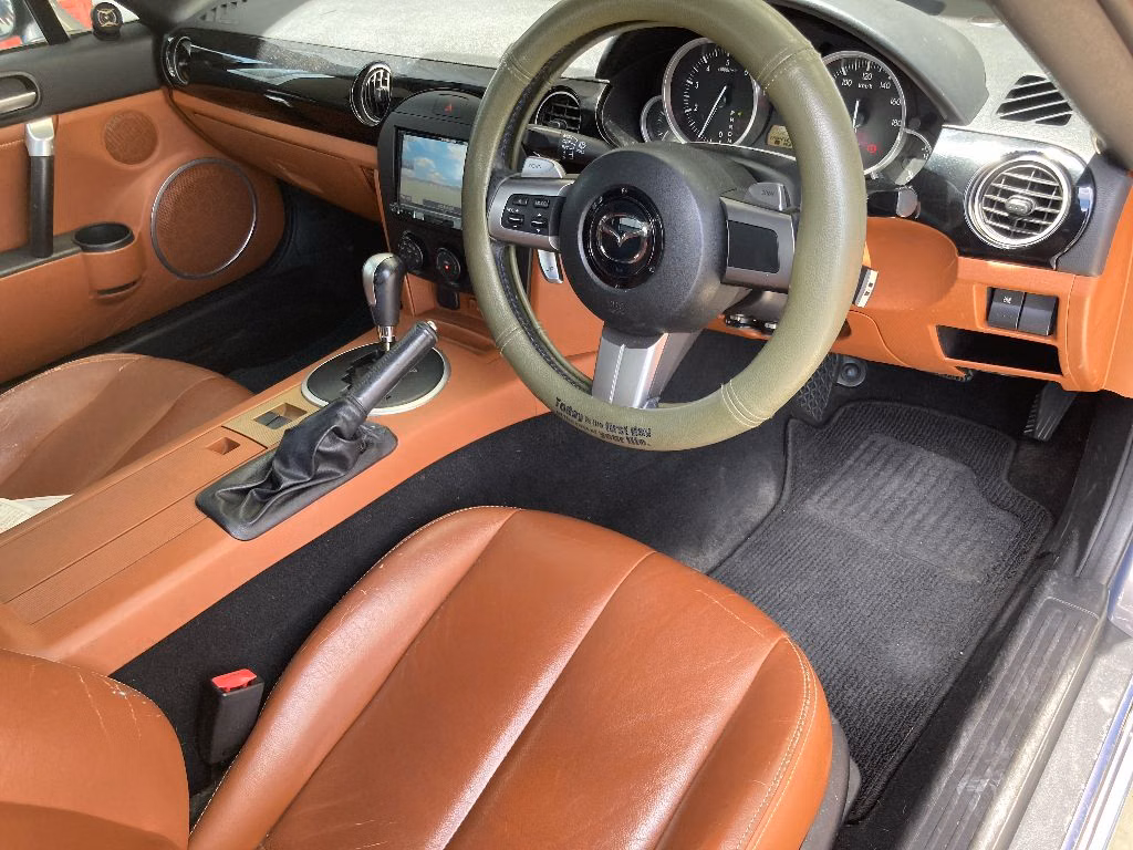 MAZDA ROADSTER