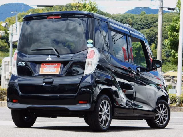 MITSUBISHI EK SPACE