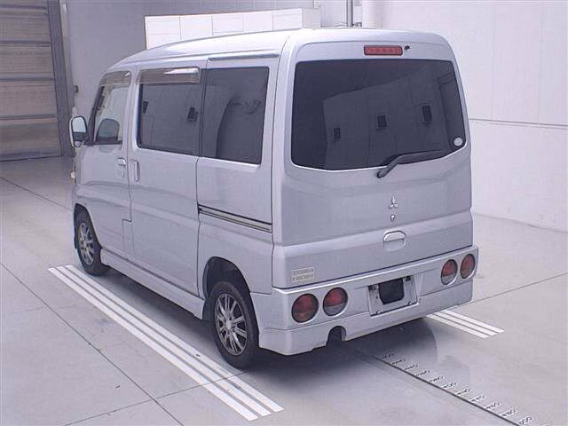 MITSUBISHI TOWN BOX