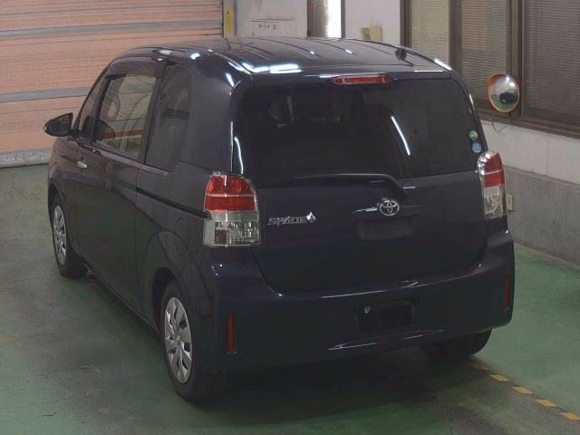 TOYOTA SPADE