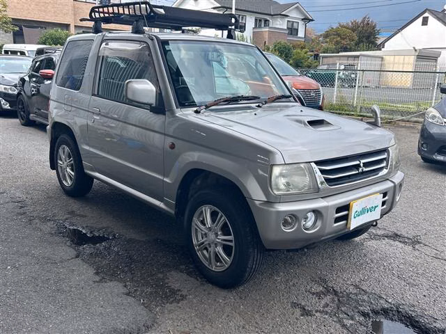 MITSUBISHI PAJERO MINI