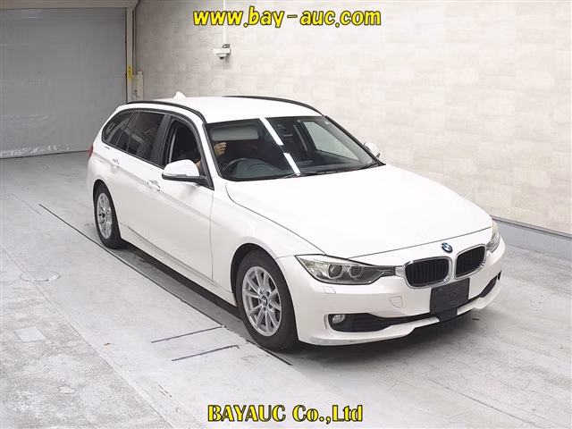 BMW 3-SERIES