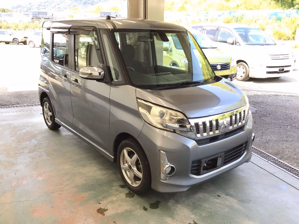 MITSUBISHI EK SPACE
