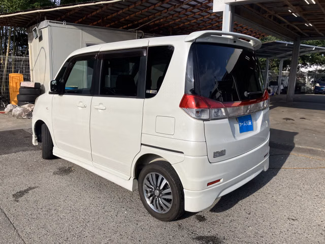 MITSUBISHI DELICA D:2