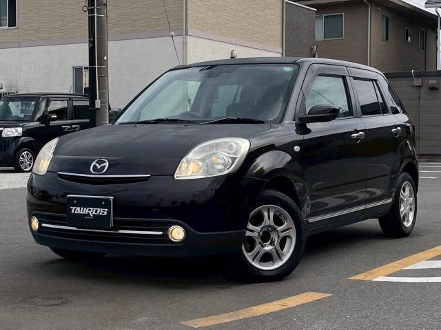 MAZDA VERISA