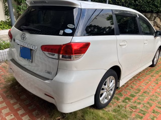 TOYOTA WISH