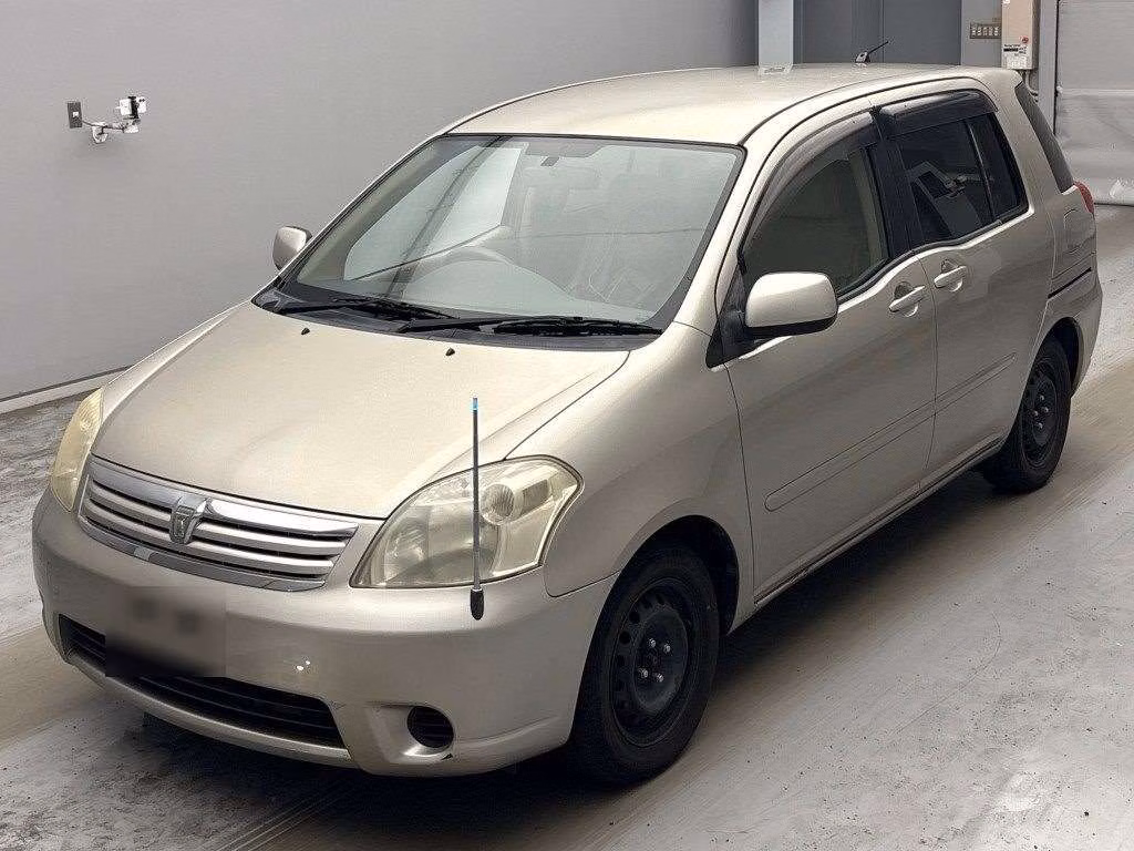 TOYOTA RAUM