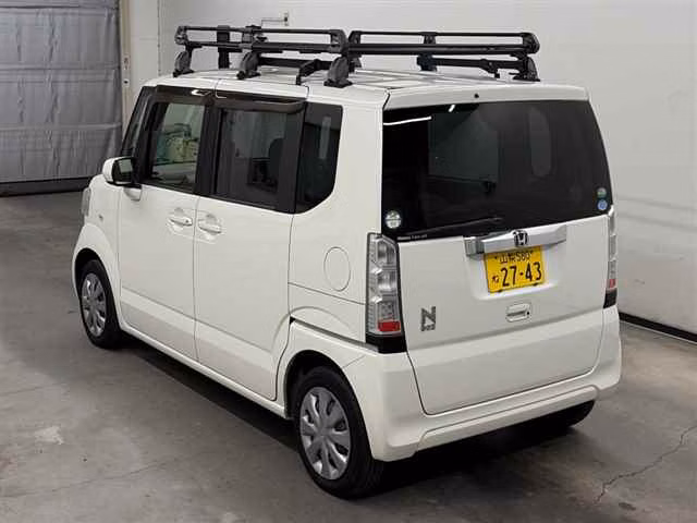HONDA N-BOX