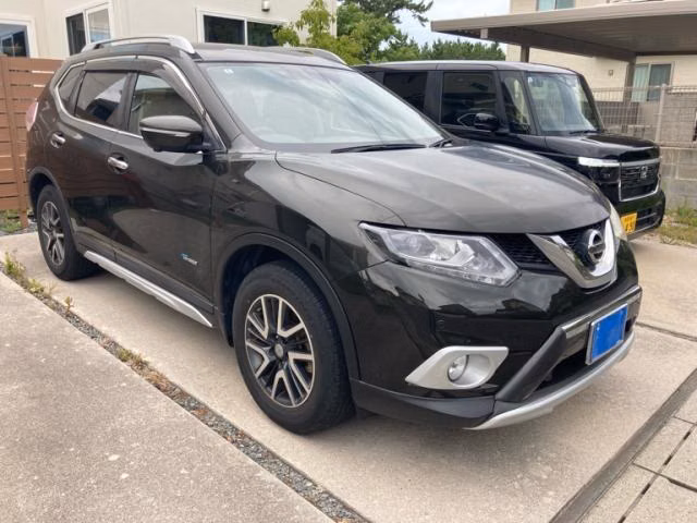 NISSAN X-TRAIL