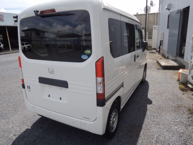 HONDA N-VAN