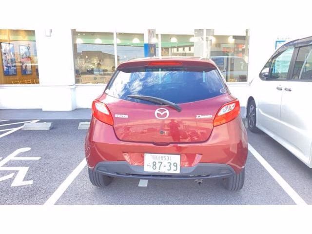 MAZDA DEMIO