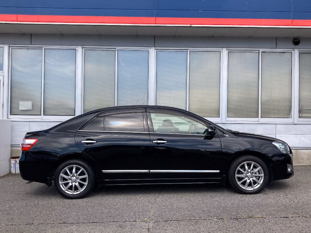 TOYOTA PREMIO