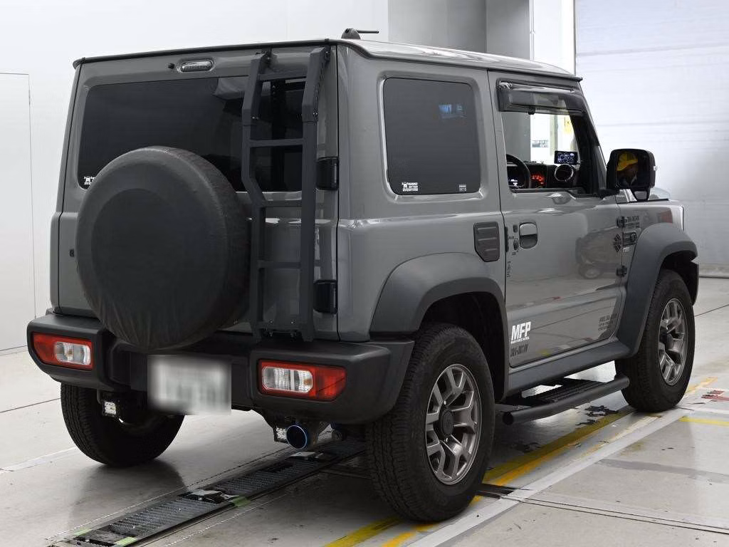 SUZUKI JIMNY SIERRA