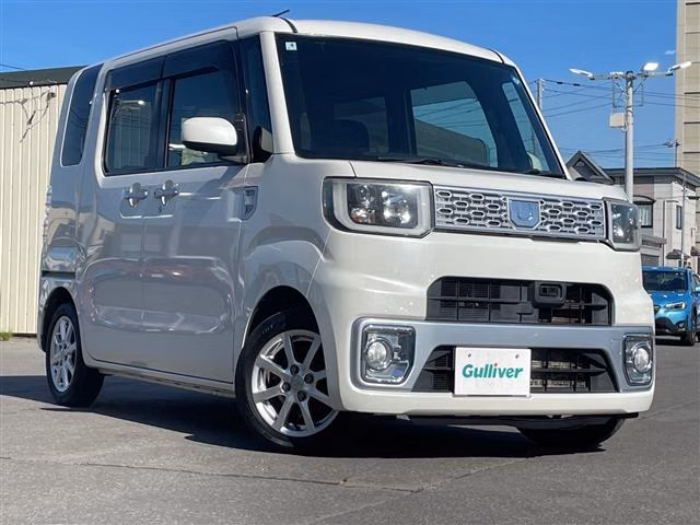 DAIHATSU WAKE