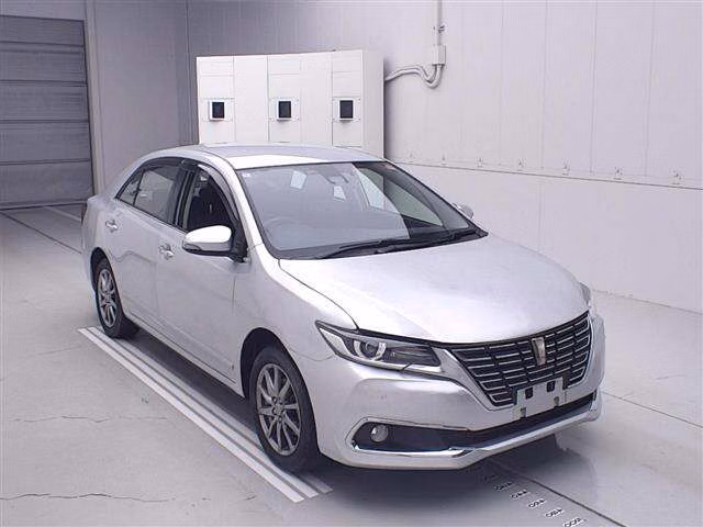 TOYOTA PREMIO