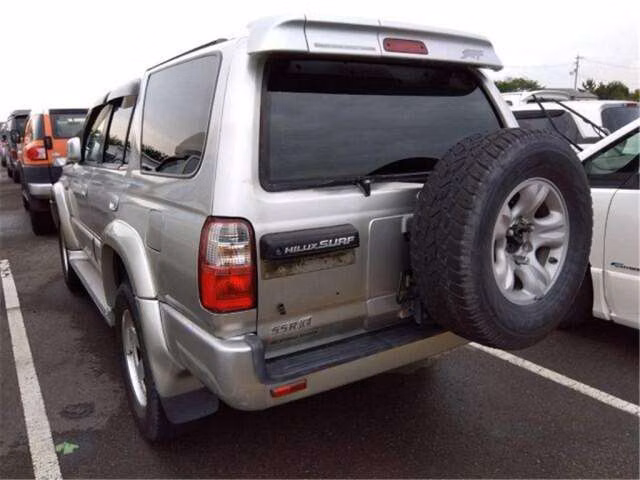 TOYOTA HILUX SURF