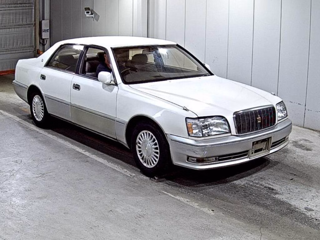 Toyota Crown Majesta