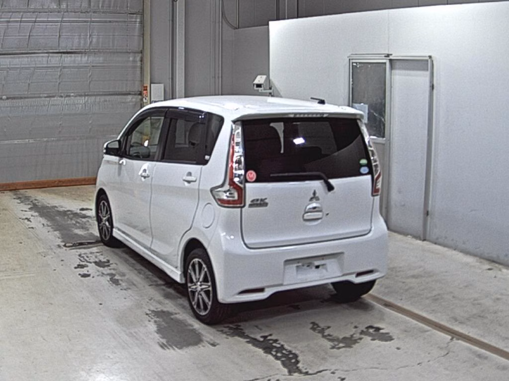 MITSUBISHI EK CUSTOM